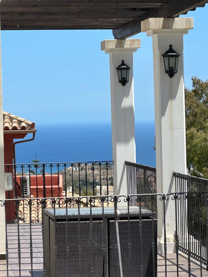 Luxury Villa Alhambra Close To Sea And Centre Benalmádena Buitenkant foto